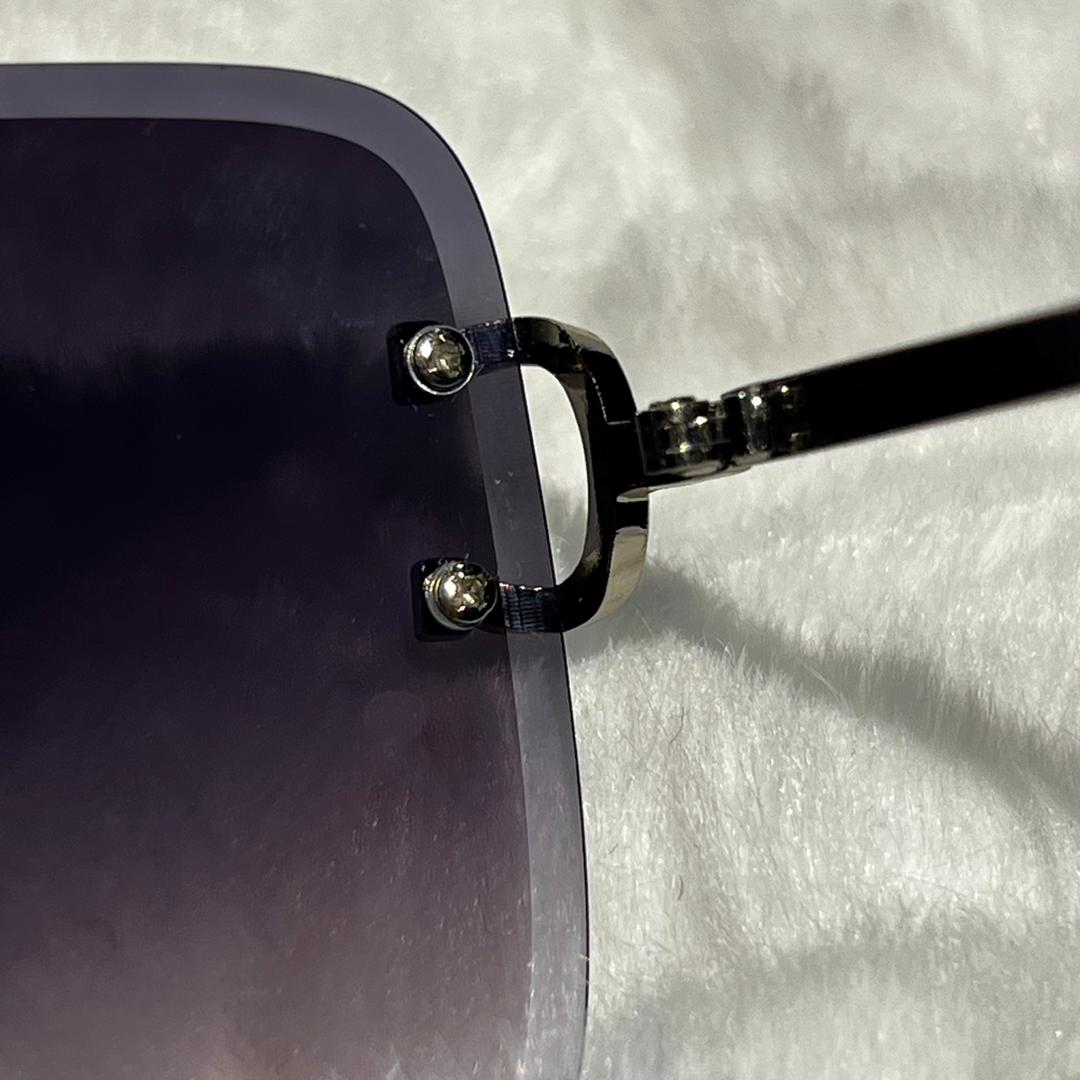 LUNETTE CARTIER AVEC COFFRE ®