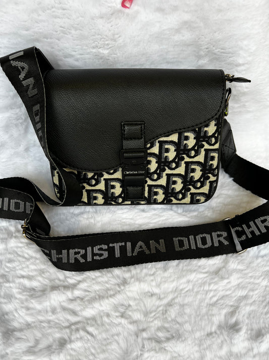SACOUCHE DIOR BEST QUALITY