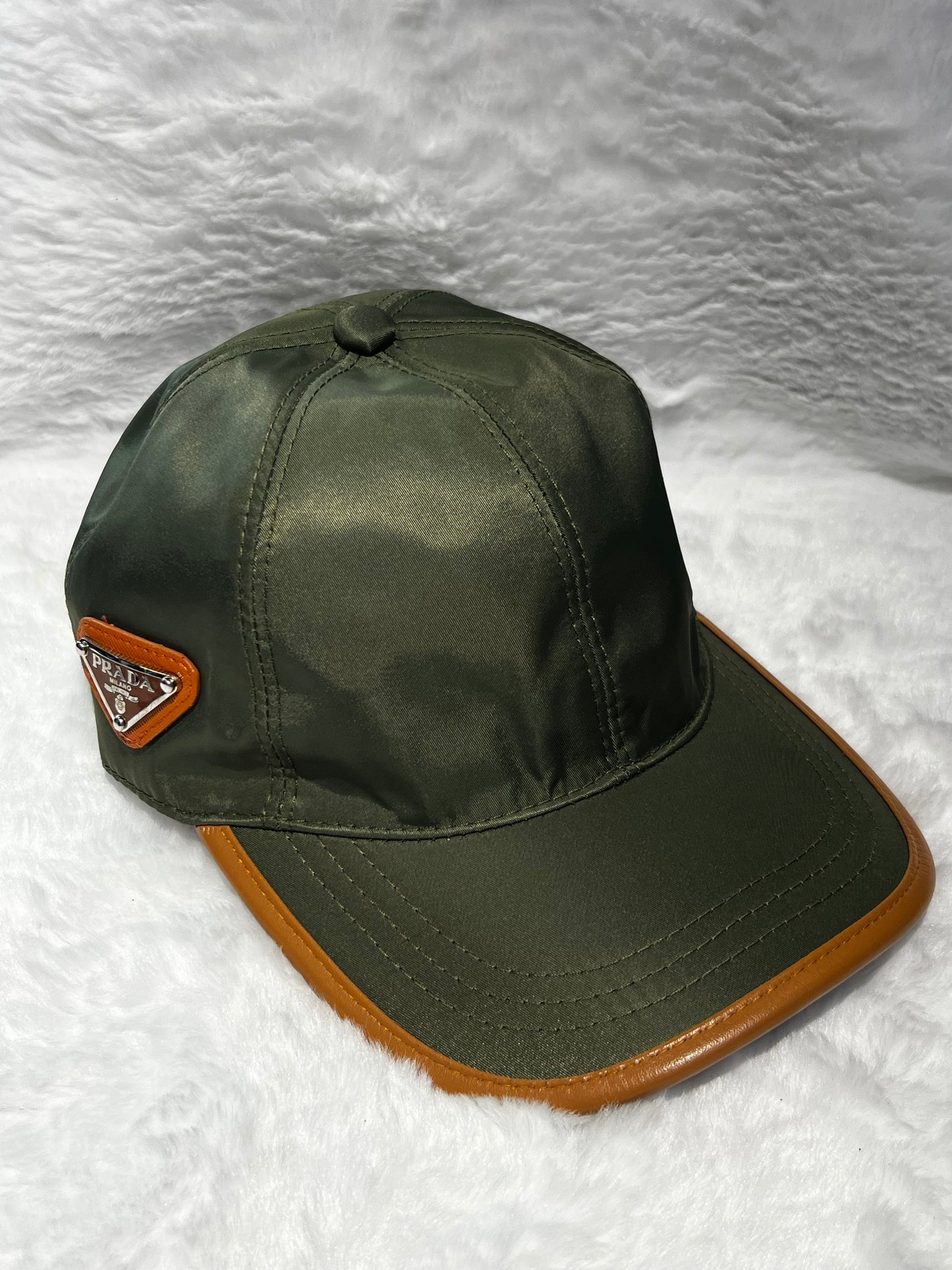 Casquette Prada 5 couleurs 5ألوان super good