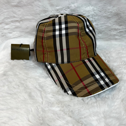 Casquette Burberry one by one