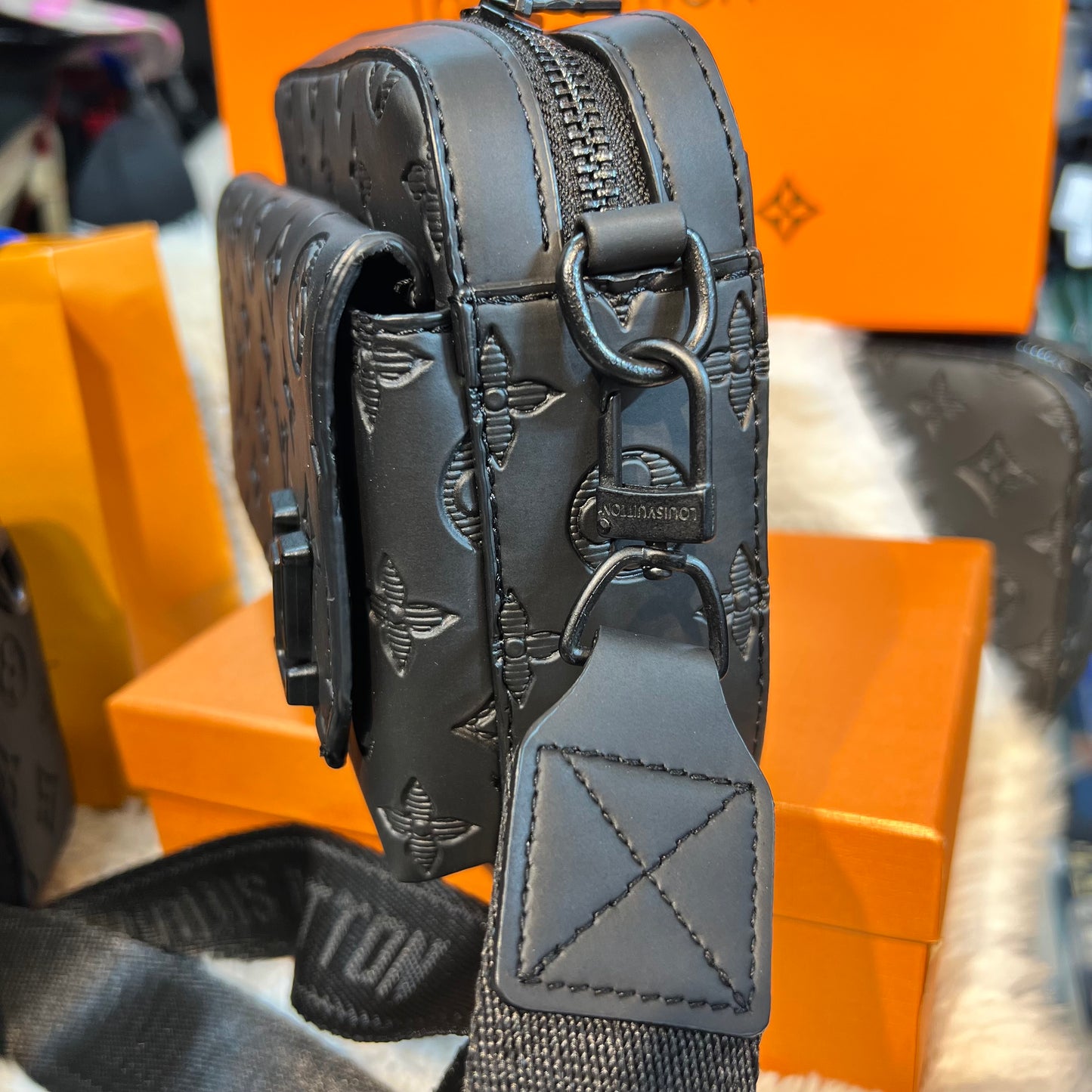 Sacouche LV mini faste